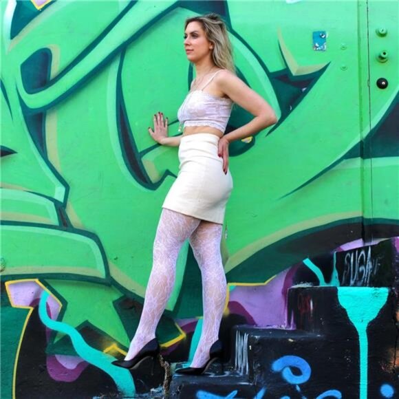 Fishnet Patterned Tights - Picture 2 of 6